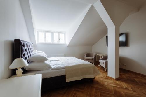 High Heaven - image 12