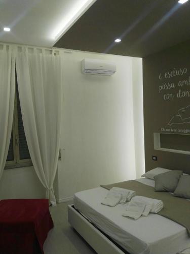 B&b Next Stop Napoli, Neapel (Foto 10)