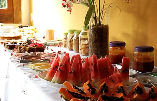 Pousada Varanda do Sol Pousada Varanda do Sol is a popular choice amongst travelers in Porto Seguro, whether exploring or just passing through. The hotel has everything you need for a comfortable stay. Service-minded staff 