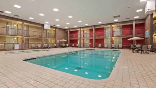 Swimming pool, Best Western Plus Willmar in Willmar (MN)