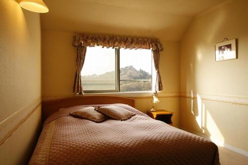 Standard Twin Room with Sea View