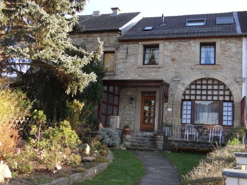 Gastehaus Burg Molbach 4.6km von Hürtgenwald entfernt