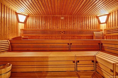 Piscină, Hotel Schelf GmbH & Co. KG in Busum