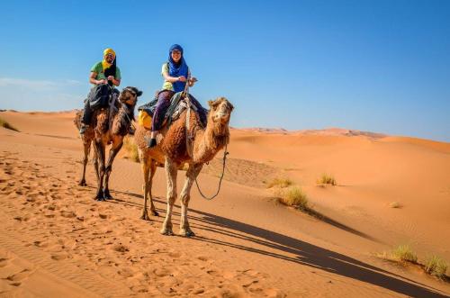 Pemandangan luar, Sahara Tours luxury camp in Ksar Tanamouste