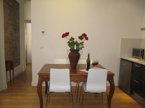One-Bedroom Apartment (2 - 4 Adults) image 10