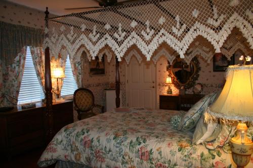 Heron Cay Lakeview Bed & Breakfast
