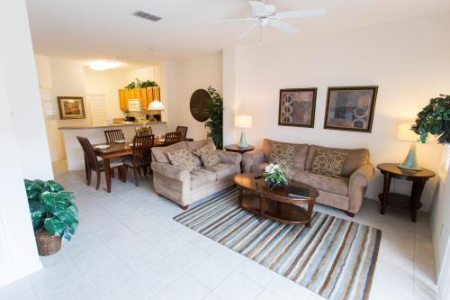 Regal Palms Resort - image 9