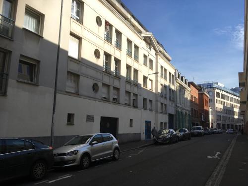 Appartement Design Hyper Centre Lille - NETFLIX wifi Fibre - Parking