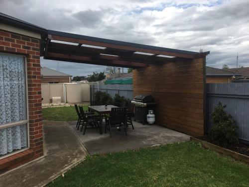 Numurkah Self Contained Apartments - The Saxton