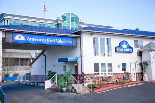 Americas Best Value Inn Lynnwood - image 10