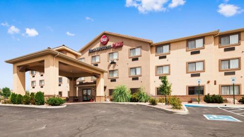 Best Western Plus Eagleridge Inn & Suites