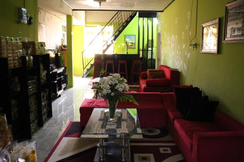 Shared lounge/TV area, Green Savannah Homestay Syariah in Dieng Kulon