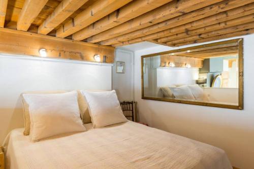 Loft coeur du Vieux Lyon, Лион (фото 7)
