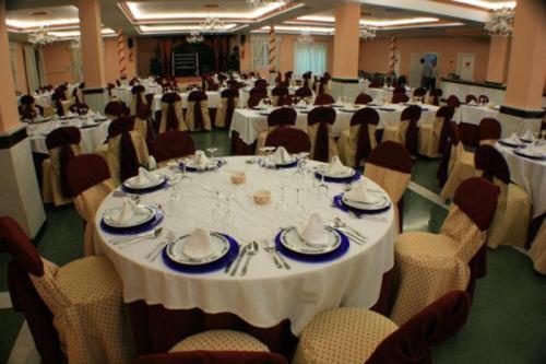 Escudo de Granada - Hotel - Puerto-López