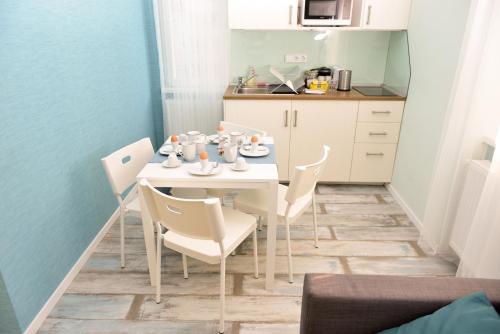 

Historic Sweet Home Apartments