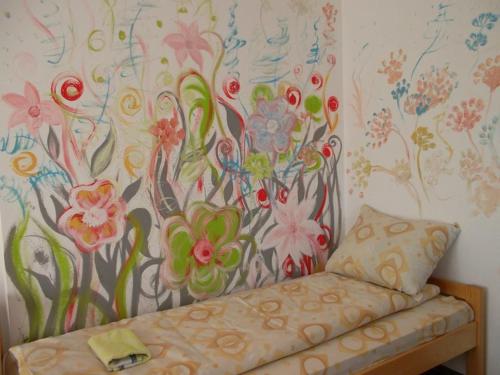 1 twin bed