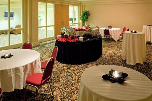 Red Lion Hotel Harrisburg Hershey - image 12