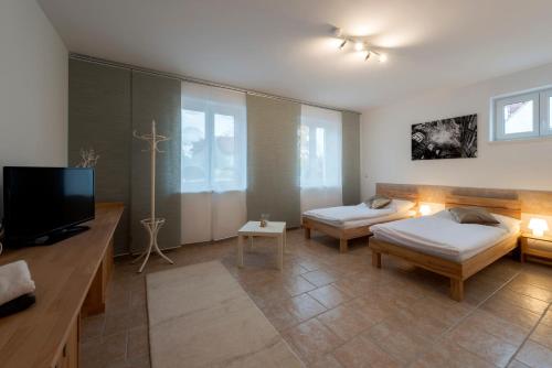 WN Rooms - main image
