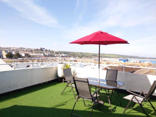 Sea View Cottage - Character House Overlooking Penzance Harbour - 109