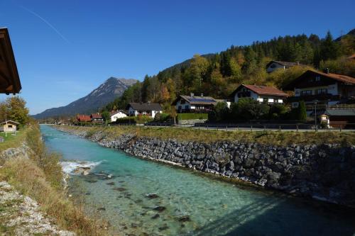 Ferienwohnung Johannesklause - Apartment - Mittenwald