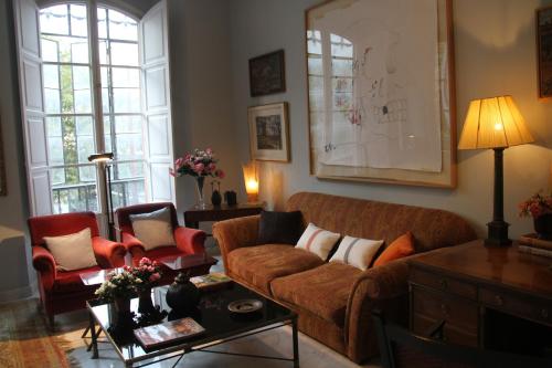 Elegant 2 Bedroom Apartment in Historic 1882 Building Central Sevilla Private Parking & Country Club Access, Sevilla (Foto 5)