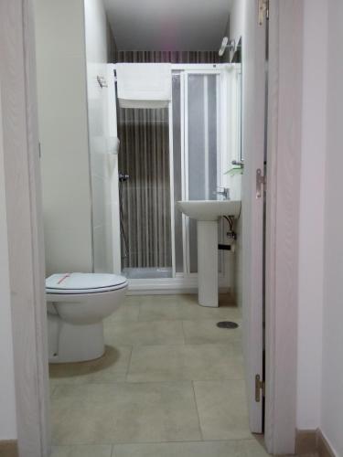 Hostal Brisas de Conil - image 14