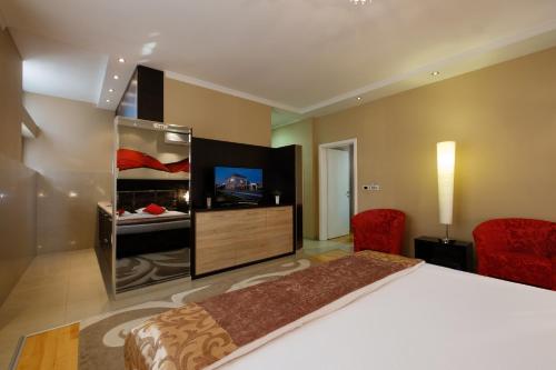 Garni Hotel Apart K - image 13