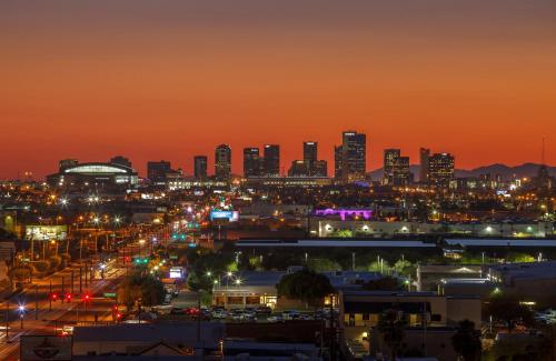 Crowne Plaza Phoenix Airport - PHX, an IHG Hotel