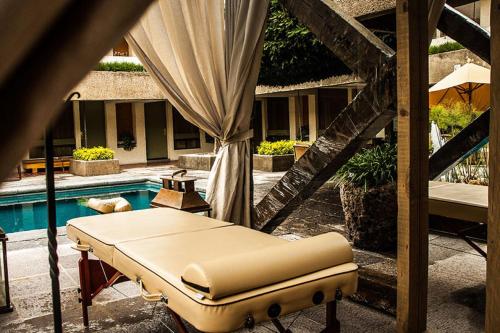 泳池, 努埃瓦埃斯坦西亞酒店 (NEhotel Nueva Estancia) in 市中心