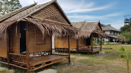 Lanta Local Hut Room Type - Standard Double Room