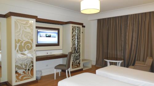 Hotel Marechiaro - image 10