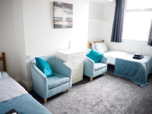 Carlton House - image 7