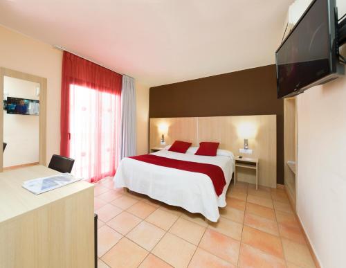 Hostal Marino - image 7