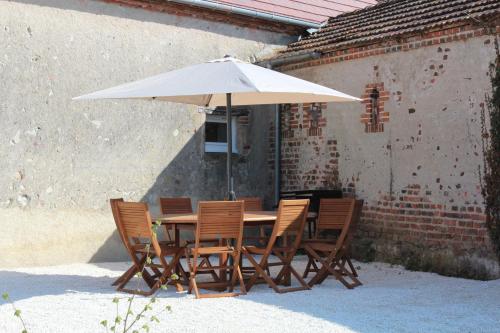 Gîte Domaine St Georges (Gite Domaine St Georges) in Мань'ї-Кур