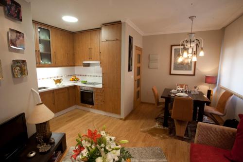 廚房, Apartamento Spellos in 羅蘇爾