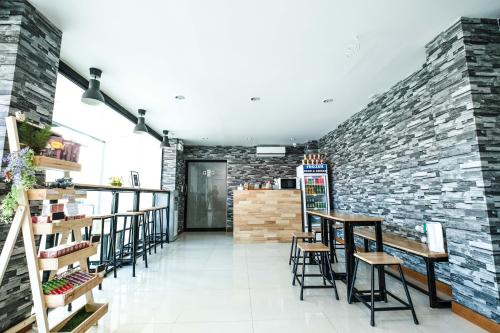 Lobby, Don Muang Hotel near Don Mueang International Airport