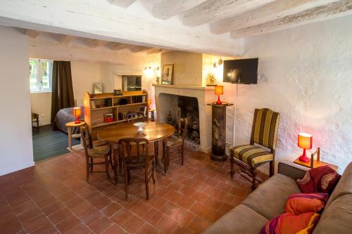 อ็อง รู ลิเบร (En Rou Libre) in เฌอเนอวิต แทรฟ คูโนลต์