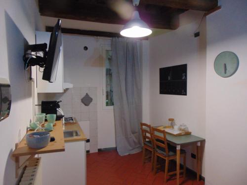 Gessi Charming Apartment - image 13