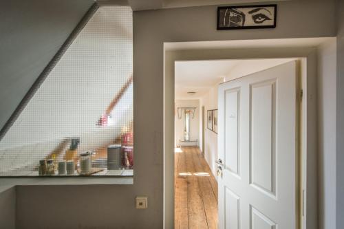 Ferienwohnung und Zimmer am Burgplatz - image 12