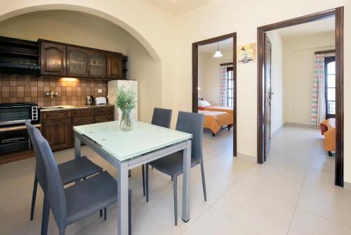 Dimitrios Apartments - image 5