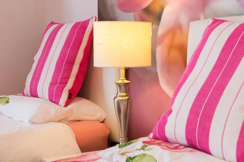 Marine Hotel - image 8