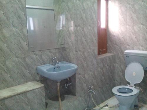 Family Room with Private Bathroom image 2