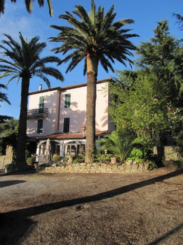 Hotel Ristorante Il Caminetto, Diano Marina bei Torria