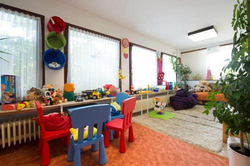 Shared lounge/TV area, Kleines Hotel Wemhoff in Altastenberg