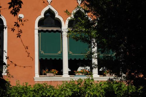 Pensione Accademia - Villa Maravege - image 8