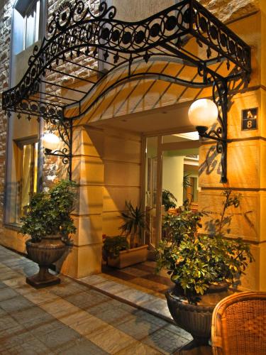 . Negresco Hotel