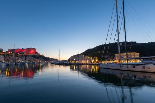 Hotel Centre Nautique - image 11