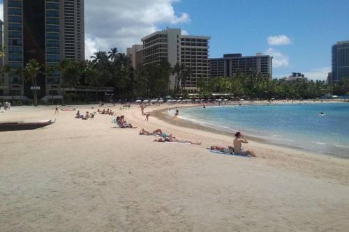 . Palms Waikiki #412