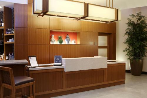 Hyatt Place Flushing/LGA Airport - main image