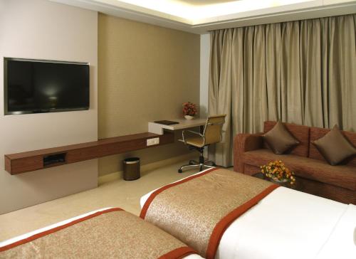 The Exotica Grand